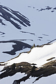 Snow-covered mountain ridge, Tauerntal near Jamnig-Alm, Mallnitz, Hohe Tauern National Park, Alps, Kärnten/Carinthia, Austria