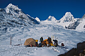 Skier s camp. Lhagu glacier area, Kangri Garpo mountains. Tibet