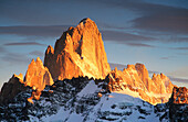 Cerro Fitzroy. El Chalten. Los Glaciares National Park. Patagonia. Argentina
