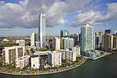 Luftaufnahme von Brickell Avenue, Downtown Miami, Florida, Vereinigte Staaten, USA