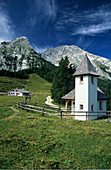 chapell near alpine hut Kuehrointalm, Watzmann in background, Kuehroint-Alm, Berchtesgaden range, Berchtesgaden, Upper Bavaria, Bavaria, Germany
