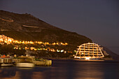 Beleuchteter Großsegler Royal Clipper im Dämmerlicht, Dubrovnik, Dalmatien, Kroatien, Europa