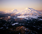 View of the Three Sisters looking north (morning, april). Cascade Range. Oregon. USA
