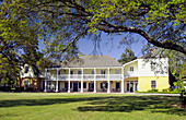 Ormond Plantation Manor antebellum home on the Mississippi river in rural Louisianna, USA