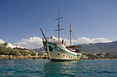 Neptun Pirat Bootsausflug, Kaleidoskop Turizm, und Küstenlandschaft, Kyrenia, Girne, Zypern