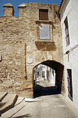 Entrance gate in city walls. Vejer de la Frontera. Cádiz province. Andalucía. Spain.