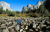 Merced river, Yosemite, Valley, Yosemite National Park. California, USA