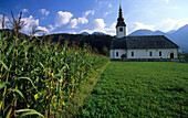 Kirche nahe derm Ort Bohinjska Bistrica, Slowenien