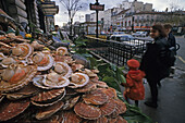 Seafood and oysters on the market, Place d'Italie, 13e Arrondissement, Paris, France