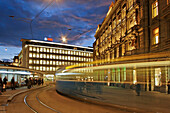 Zürich UBS Bahnhofstrasse, Paradeplatz, Tram