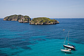 Sailboats and Isla Magrats, Santa Ponsa, Mallorca, Balearic Islands, Spain