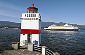 Alaska Cruisse Ship. Lighthouse. Brockton Point. Stanley Park. Vancouver. British Columbia. Canada