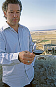 Wine tasting at castle, parador nacional (state-run hotel). Oropesa. Toledo province, Spain