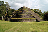 Mayan piramid. Chacchoben. Quintana-Roo. Yucatán. Mexico.