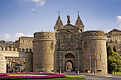 Puerta de la Bisagra, Toledo. Castilla-La Mancha, Spain