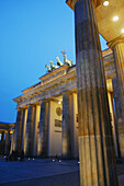 Brandeburg Gate, Berlin, S73-489067 - © - Mariano Pozo