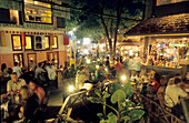 Restaurants am Lumpini Night Market, Bangkok, Thailand