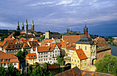 Europa, Deutschland, Bayern, Bamberg, Blick auf die Innenstadt mit dem Altem Rathaus