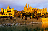 Europe, Spain, Majorca, Palma, Cathedral, La Seu, Promenade
