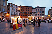 Kunstmarkt auf der Piazza de Navona, Rom, Italien
