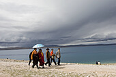 Namtso salt lake (4.718 m.). Tibet, China