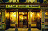 The Crown Liquor Saloon in der Great Victoria Street, Belfast, County Antrim, Nordirland, United Kingdom, Europe