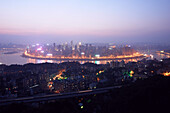 Aussicht über die Skyline von Chongqing, China, Asien