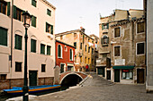 Houses along a narrow canal, Parochia San Cassan, Venice, Italy, Europe