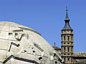 Square of Nuestra Señora del Pilar, Church of San Juan de los Panetes  in background.  Zaragoza. Aragón, Spain