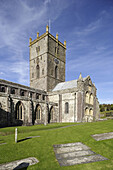 St. David, cathedral, the biggest in Wales, Built upon the site of St Davids 6th century monastery, 1180, by monk Pietro de Leia, Pembrokeshire, Wales, UK