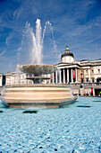 Fountain  National gallery of art  Trafalgar square  London  England  UK
