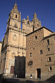 Spain, Castilla Leon, Salamanca, Casa de las Conchas, Clerecia church and jesuit college