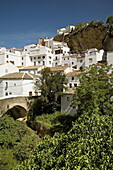 Setenil de las Bodegas. Pueblos Blancos (white towns), Cadiz province, Andalucia, Spain
