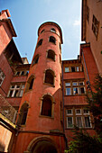 Roter Turm in Vieux Lyon, Altstadt, Weltkulturerbe, Lyon, Region Rhone Alps, Frankreich