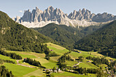 Villnoess valley, Dolomites, Geisler Group, St. Magdalena, South Tyrol, Italy