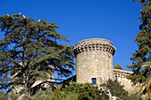 Parador Nacional (state-run hotel), old castle dating from 15th c., former residence of King Charles V, Jarandilla de la Vera. Cáceres province, Extremadura. Spain