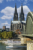 Cologne Cathedral and Hohenzollern bridge, Cologne, Northrhine-Westfalia, Germany