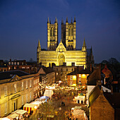 Christmas Market with Lincoln Cathedral, Lincoln, Lincolnshire, UK, England