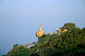 Kyaikto Pagoda, Golden Rock, Kyaikto, Burma