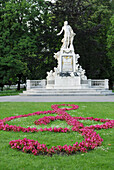Mozartdenkmal im Burggarten, Hofburg, Wien, Österreich