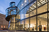 Treppenhausspirale, Glasfoyer, Erweiterungsbau des Deutsches Historisches Museum, I.M. Pei, DHM