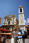Place Rossetti, tourists reading menu, Nice, Cote d'Azur, France
