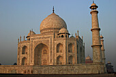 Taj Mahal, early morning view, Agra, Uttar Pradesh, India