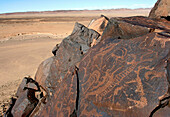 Rock carvings in desert, General, Desert, Mongolia