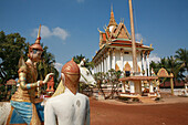 Po Ransey Temple and statues, Phnom Penh, near, Cambodia
