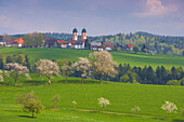 St. Märgen an Frühlingstag, Schwarzwald, Baden-Württemberg, Deutschland, Europa