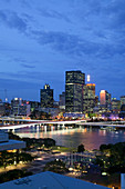 Australia - Queensland - Brisbane: City Skyline from Southbank in the evening