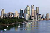 Australia - Queensland - Brisbane: Central Business District viewed from Kangaroo Point at dawn