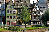 House Facade, Quai Des Bateliers (Boatmen'S Quay), Strasbourg, Bas Rhin (67), Alsace, France, Europe