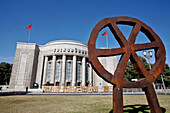 Rosa Luxembourg Square, The Volksbuhne, Built In 1913-1914 By An Initiative By The Social Democrats, Is A Monument To Dissident Culture, Marked From Its Beginnings By The Very Committed Max Reinhardt (1873-1943) And Erwin Piscator (1893-1966), Berlin, Ger